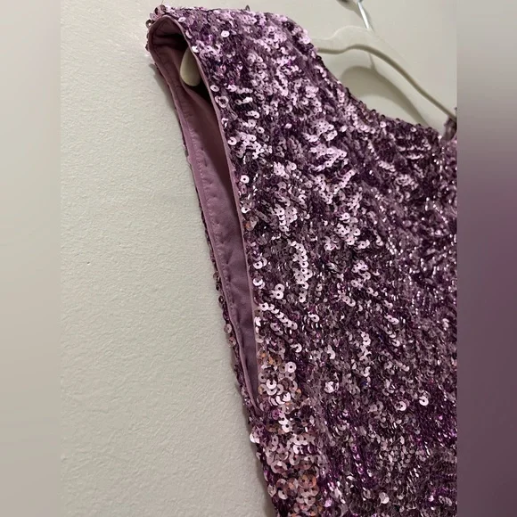 Alice + Olivia Sequin Keyhole Dress, Size M - Picture 8 of 16